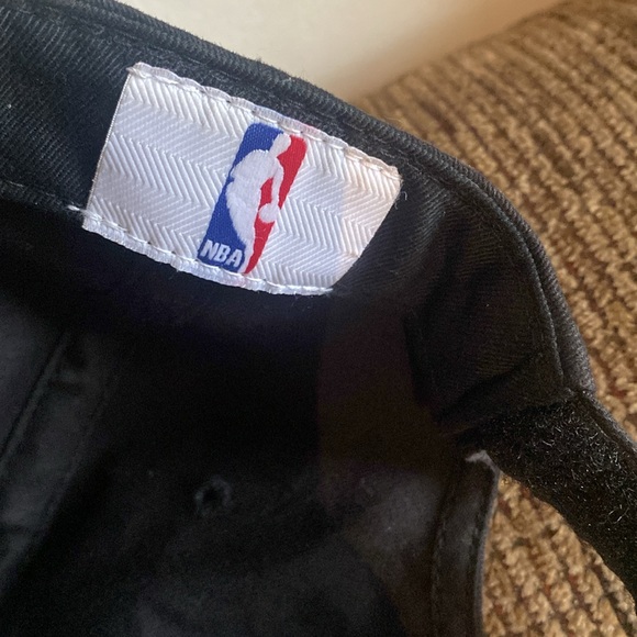 Toronto Raptors cap hat black logo - Picture 3 of 4